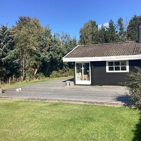 4 Star In Vaeggerlose * Bøtø By