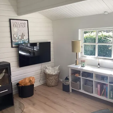 4 Star In Vaeggerlose Bøtø By