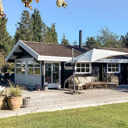 4 Star In Vaeggerlose